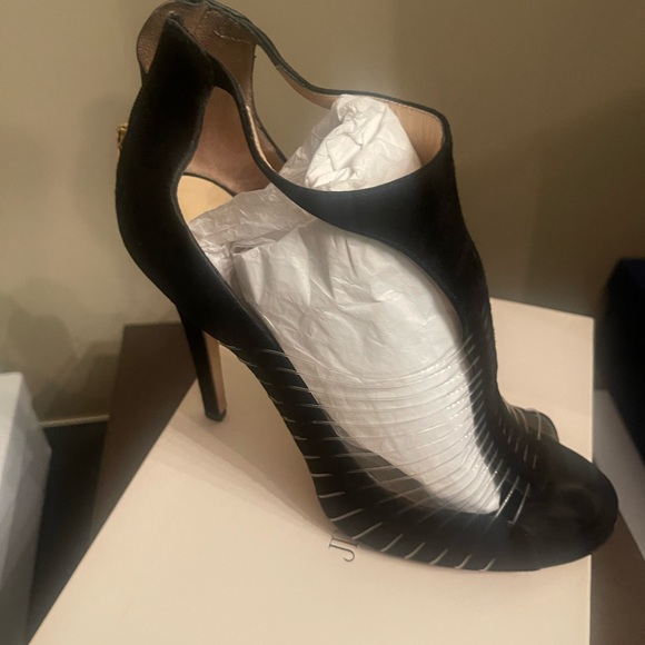 SOLD!!!! Jimmy Choo sandal - Picture 7 of 8